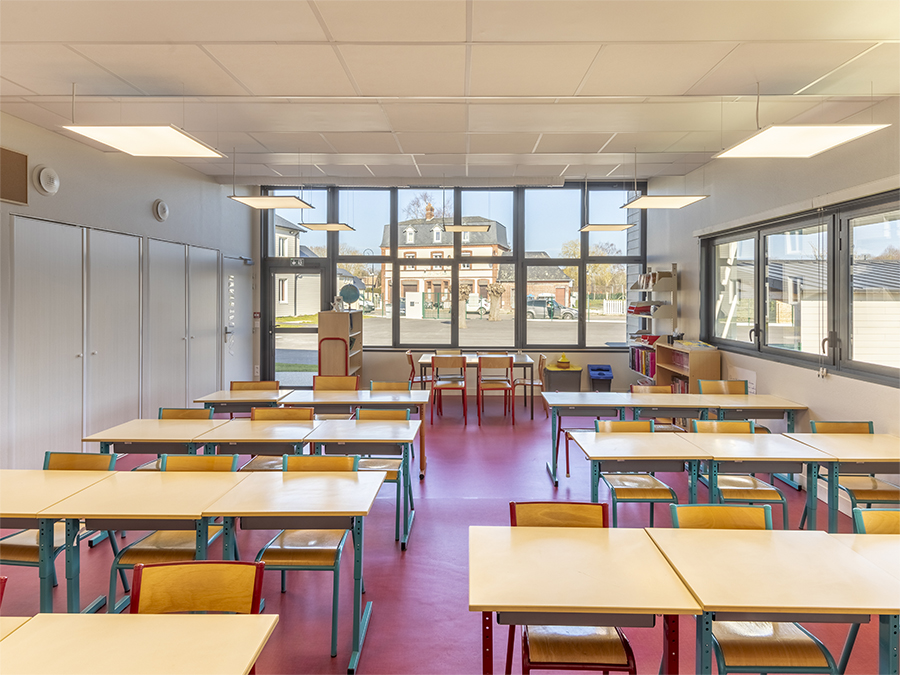 Intérieur d'une salle de classe - Réhabilitation & extension du groupe scolaire