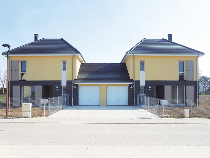 Détail d'une façade sur rue - Projet Éole, 16 maisons individuelles & lots libres