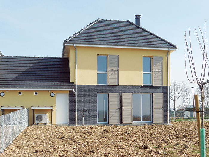 Détail d'une façade sur jardin - Projet Éole, 16 maisons individuelles & lots libres