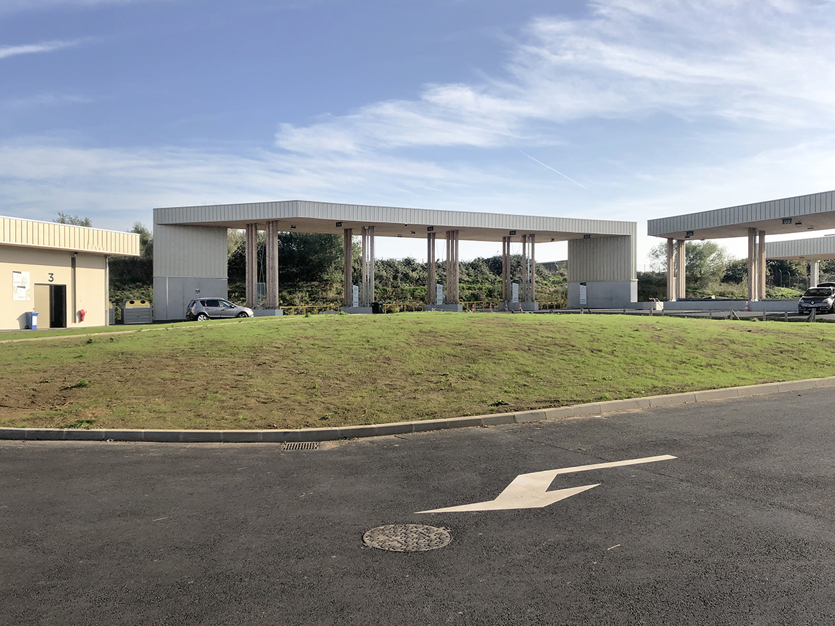 Vue générale - Centre de recyclage, recyclerie, bureaux et aire de stockage