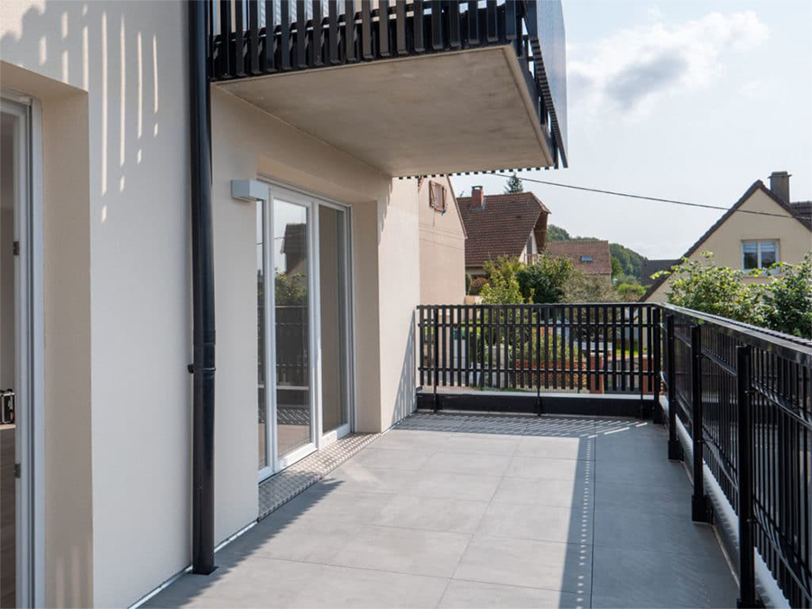 Vue depuis une terrasse de logement - 47 logements collectifs